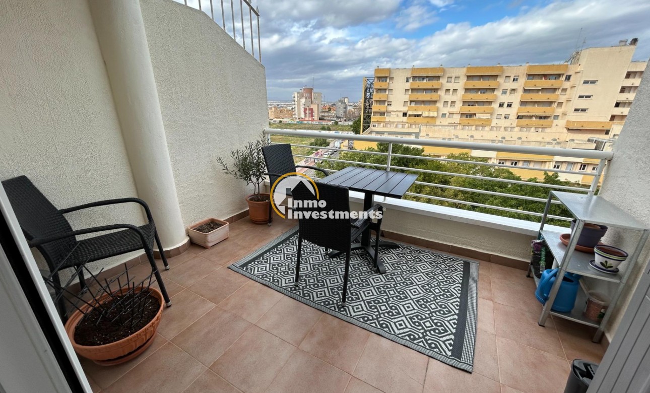 Reventa - Ático - Torrevieja - Estacion de autobuses