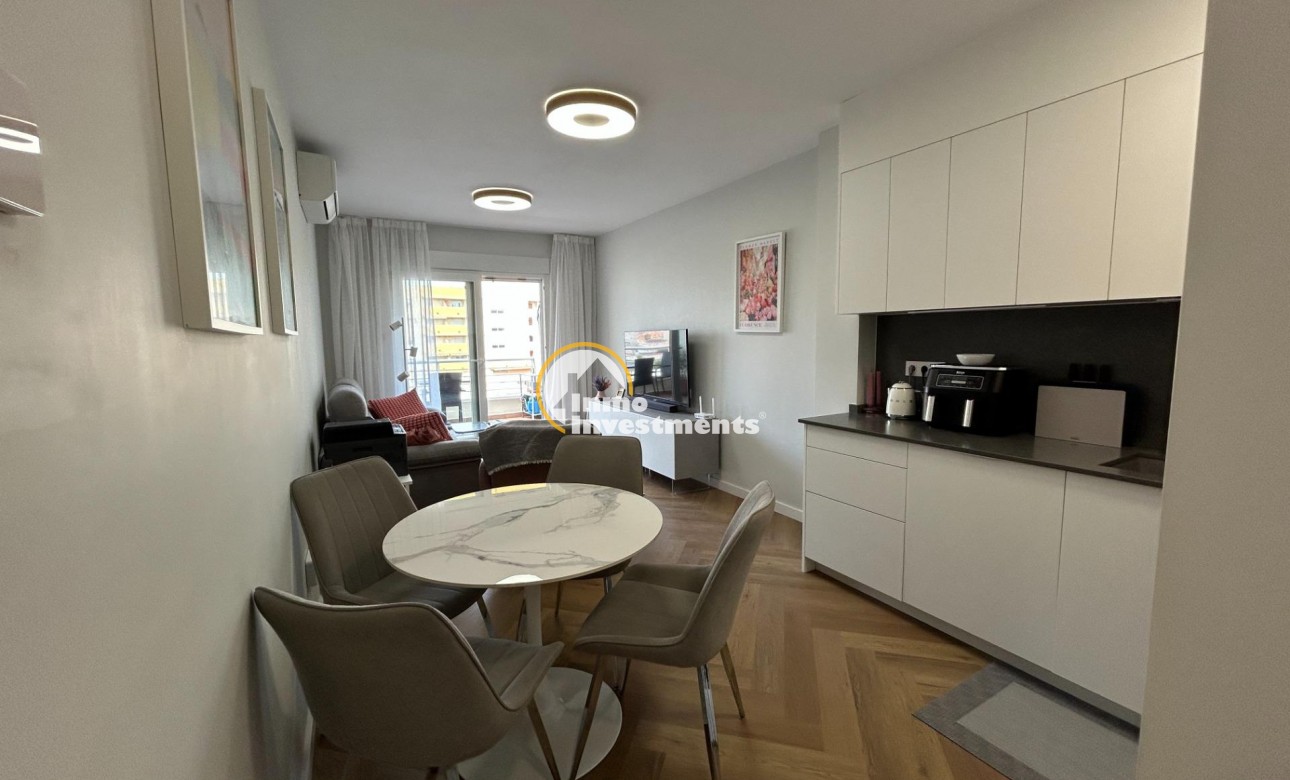 Reventa - Ático - Torrevieja - Estacion de autobuses