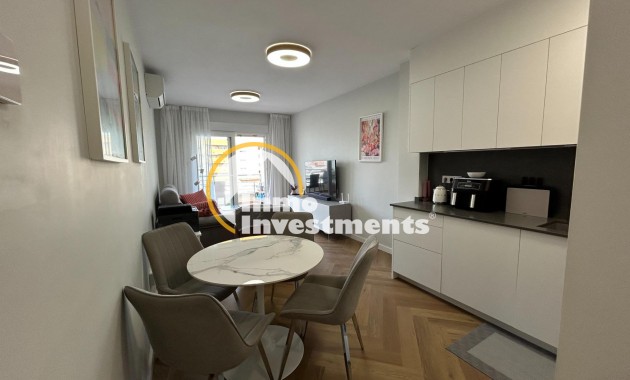 Reventa - Ático - Torrevieja - Estacion de autobuses