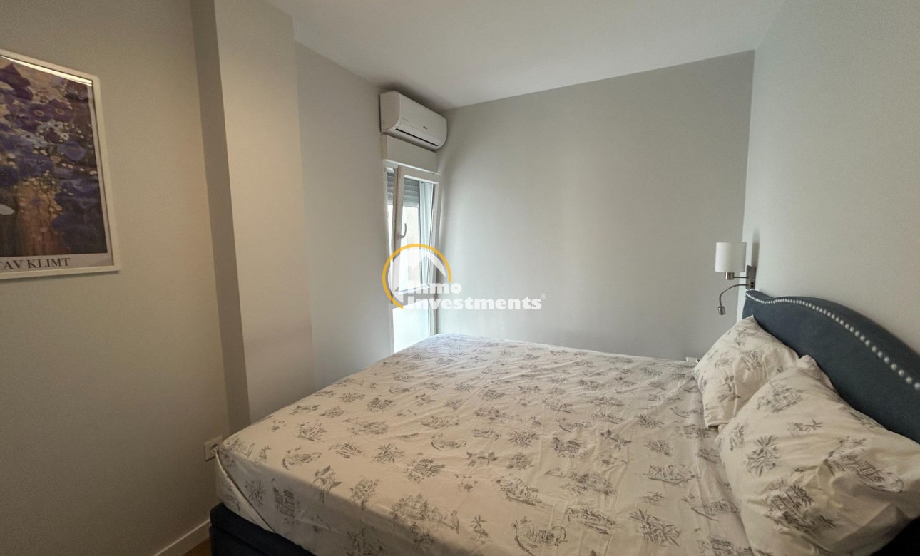 Reventa - Ático - Torrevieja - Estacion de autobuses