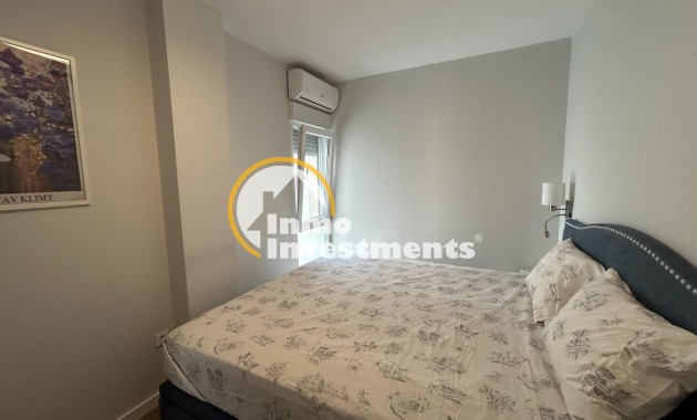 Reventa - Ático - Torrevieja - Estacion de autobuses