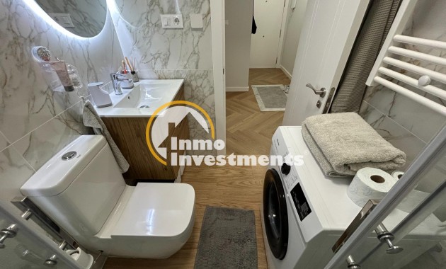 Reventa - Ático - Torrevieja - Estacion de autobuses