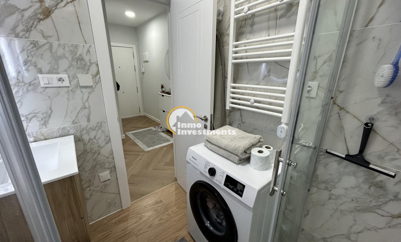 Reventa - Ático - Torrevieja - Estacion de autobuses