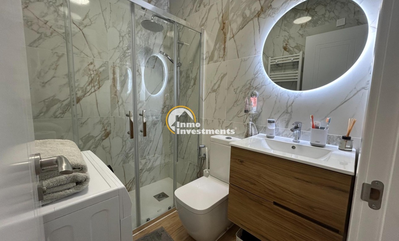 Reventa - Ático - Torrevieja - Estacion de autobuses