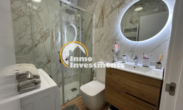 Reventa - Ático - Torrevieja - Estacion de autobuses