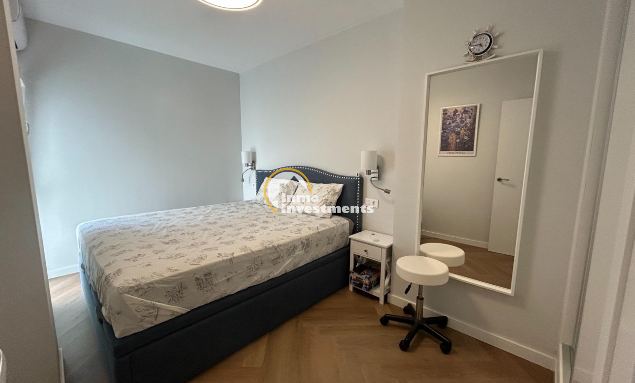 Reventa - Ático - Torrevieja - Estacion de autobuses