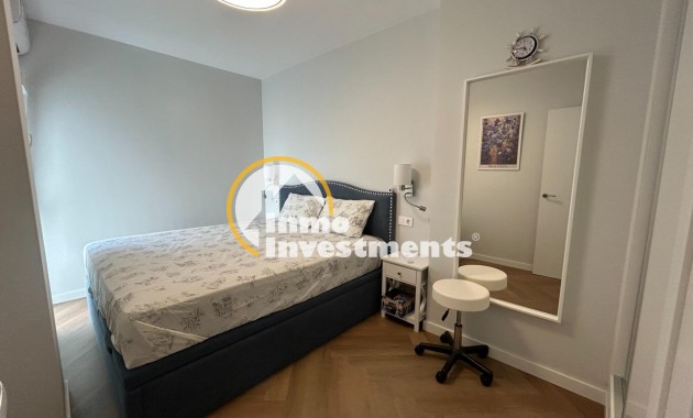 Reventa - Ático - Torrevieja - Estacion de autobuses