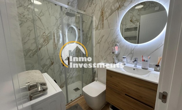 Reventa - Ático - Torrevieja - Estacion de autobuses