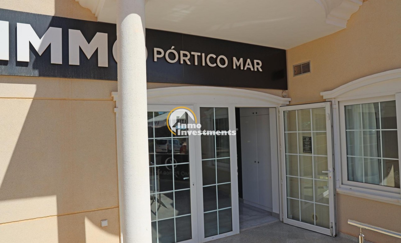 Alquiler larga temporada - Local comercial - Guardamar del Segura - Urbanizaciones