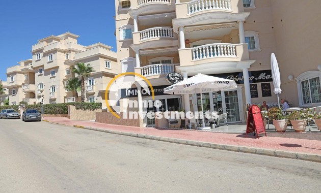 Alquiler larga temporada - Local comercial - Guardamar del Segura - Urbanizaciones