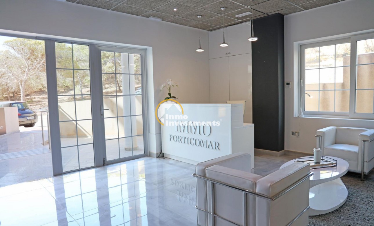 Alquiler larga temporada - Local comercial - Guardamar del Segura - Urbanizaciones