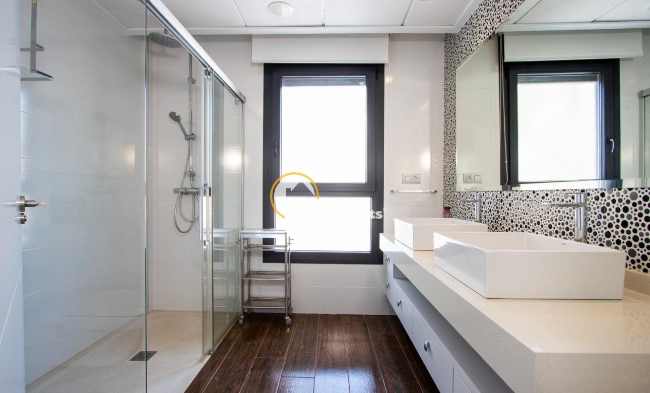 Long term rental - Villa - Torrevieja - Torreblanca