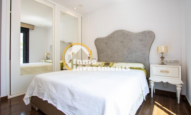 Long term rental - Villa - Torrevieja - Torreblanca