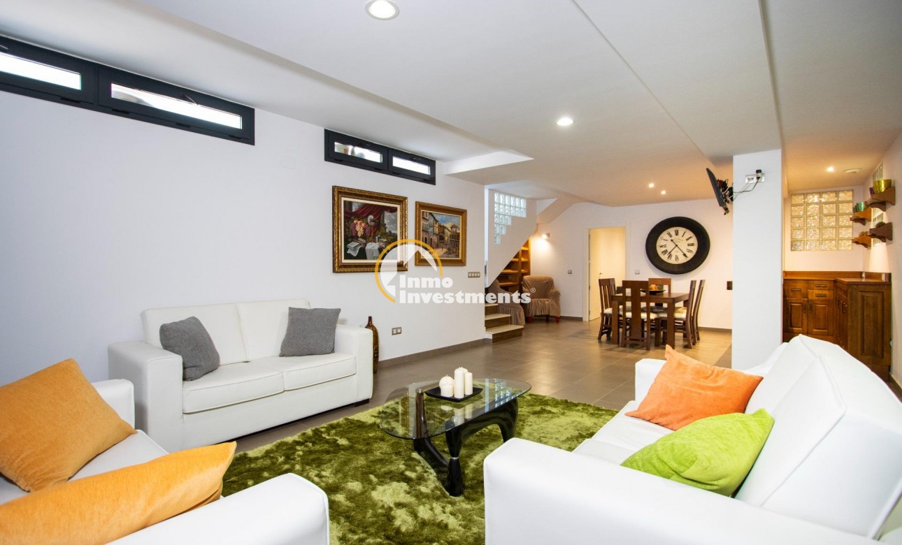 Long term rental - Villa - Torrevieja - Torreblanca