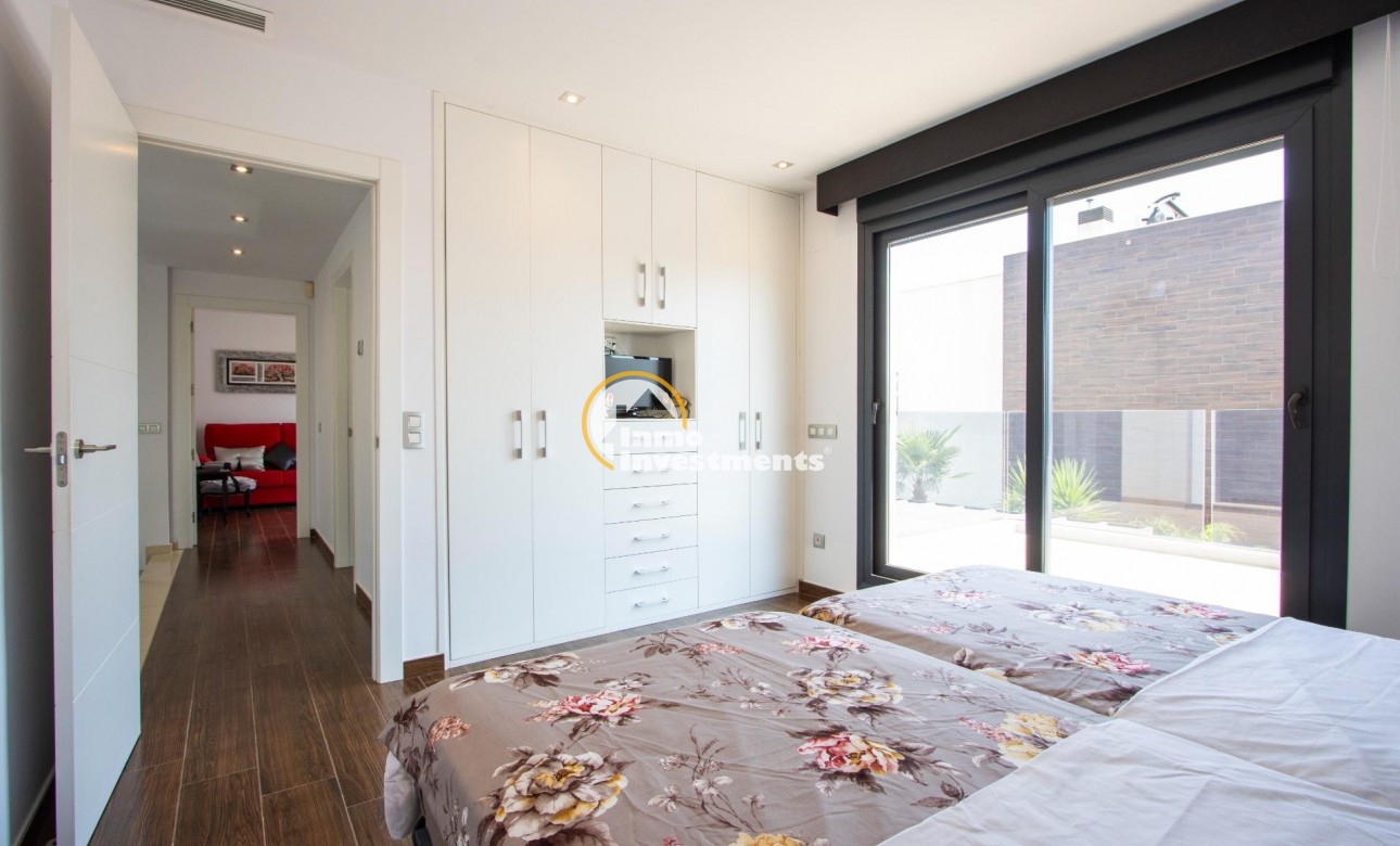 Long term rental - Villa - Torrevieja - Torreblanca