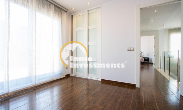 Long term rental - Villa - Torrevieja - Torreblanca