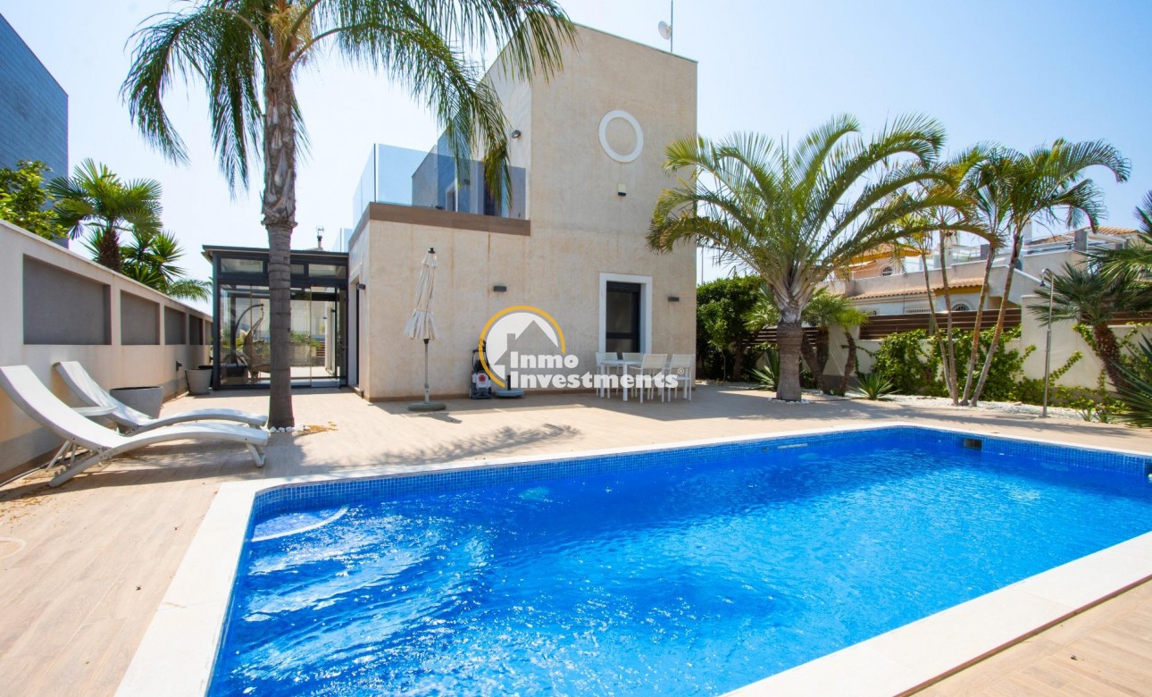 Long term rental - Villa - Torrevieja - Torreblanca
