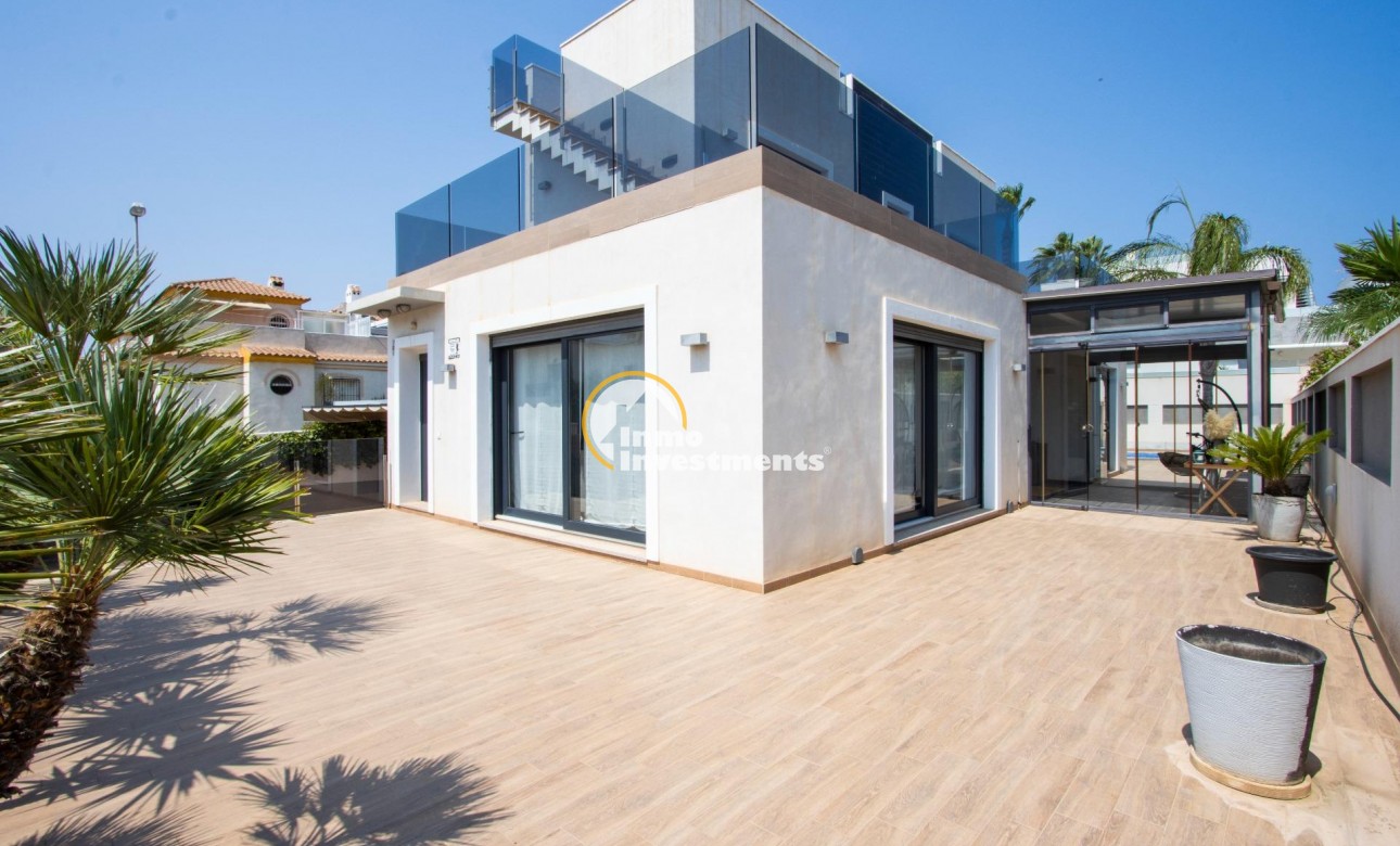 Long term rental - Villa - Torrevieja - Torreblanca