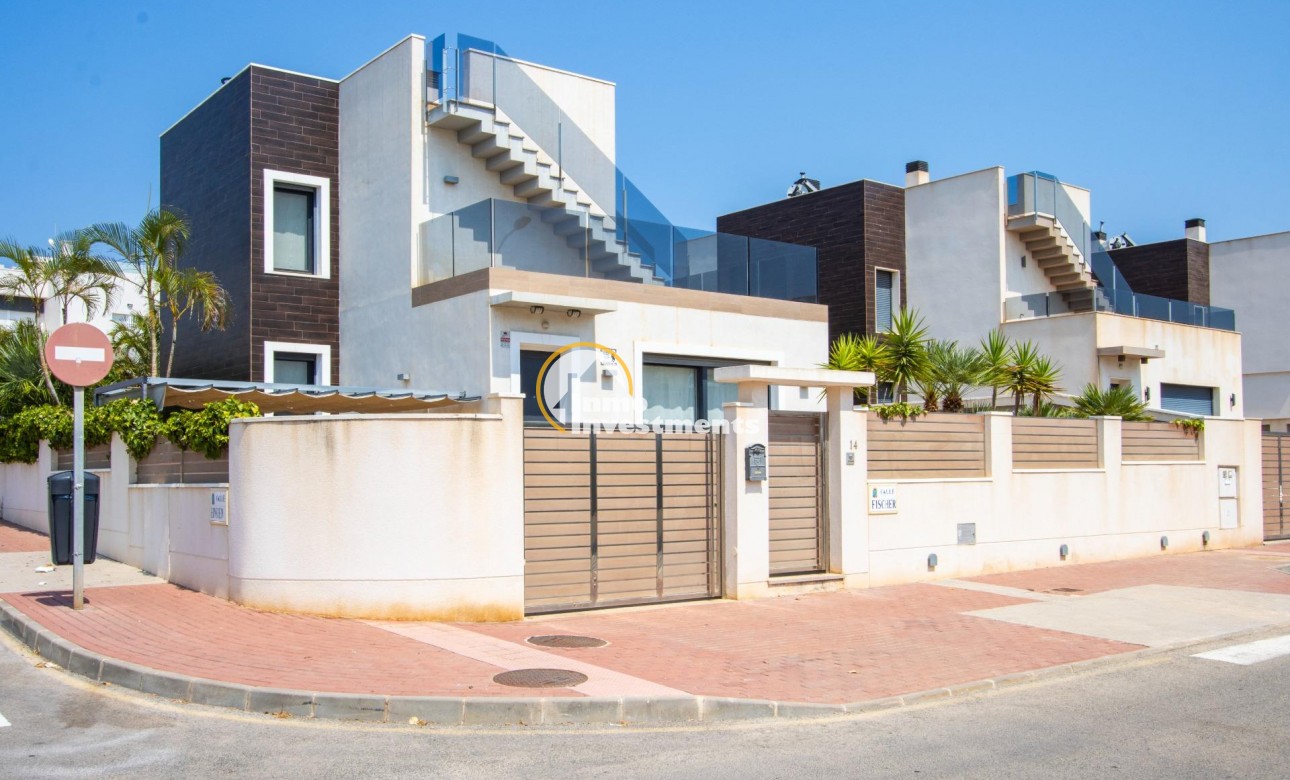 Long term rental - Villa - Torrevieja - Torreblanca
