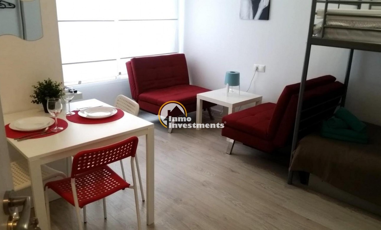 Reventa - Apartamento - Torrevieja - Estacion de autobuses