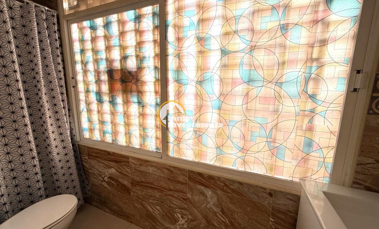 Reventa - Apartamento - Torrevieja - Estacion de autobuses