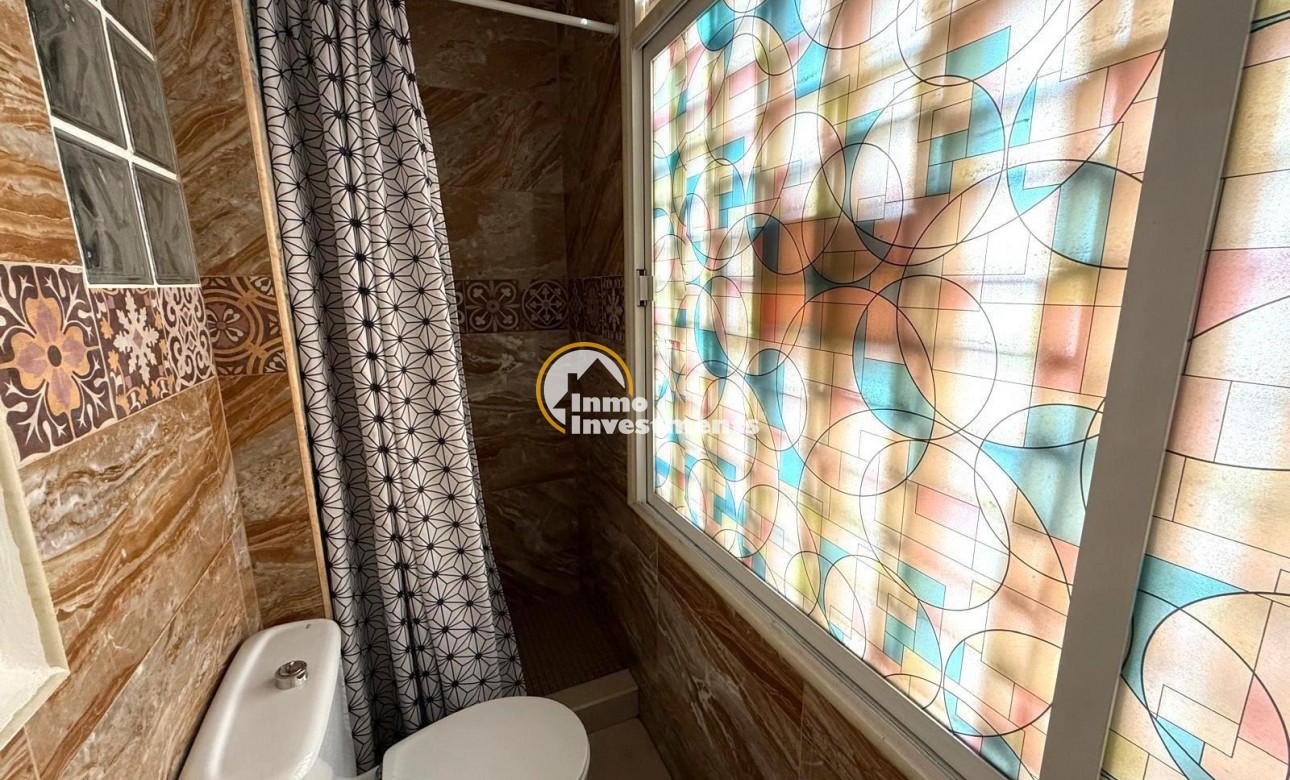 Reventa - Apartamento - Torrevieja - Estacion de autobuses