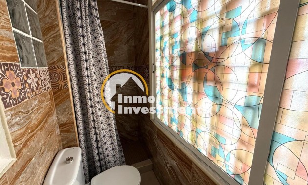 Reventa - Apartamento - Torrevieja - Estacion de autobuses