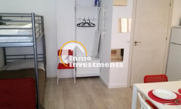 Reventa - Apartamento - Torrevieja - Estacion de autobuses