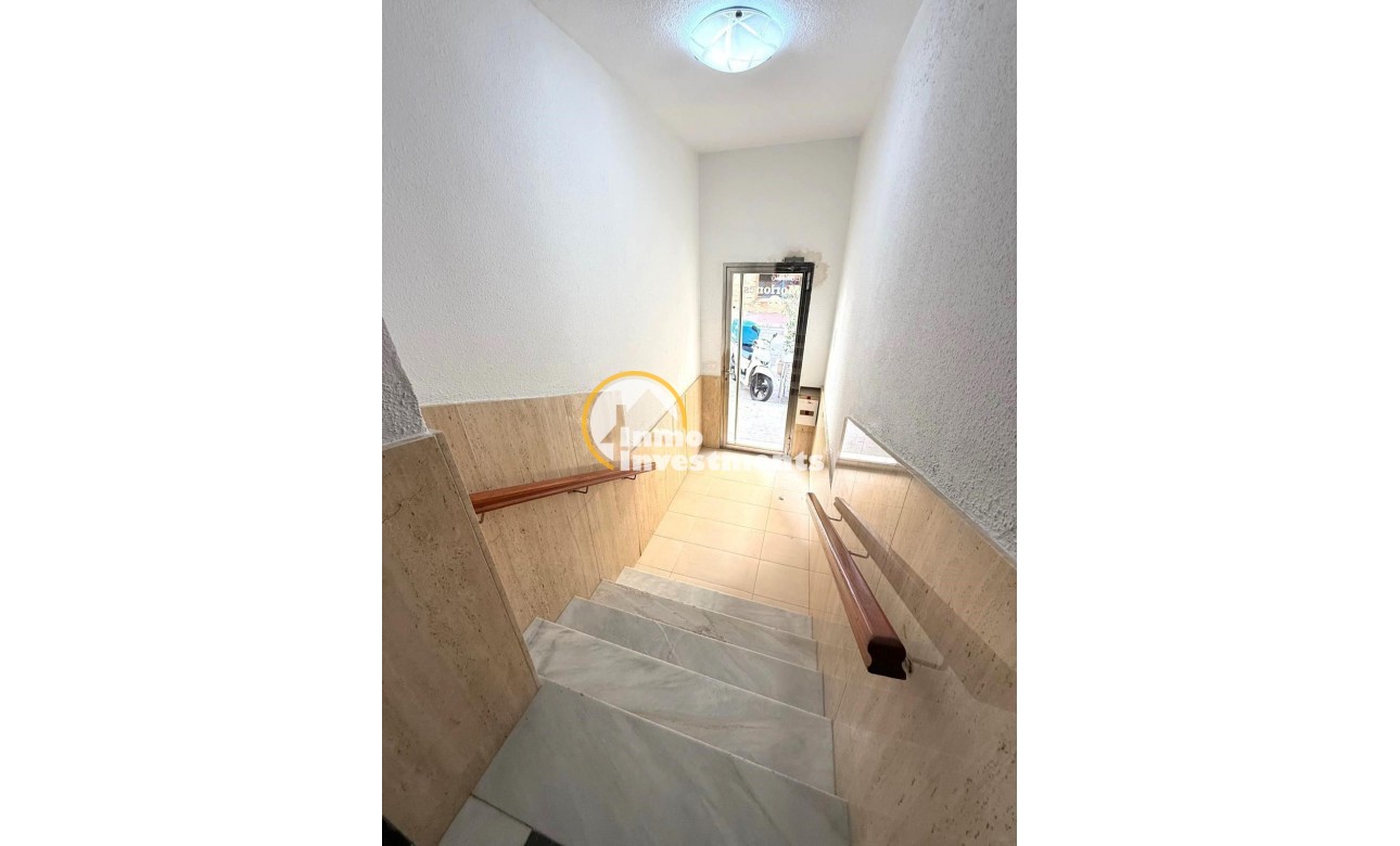 Reventa - Apartamento - Torrevieja - Estacion de autobuses