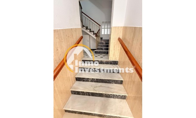 Reventa - Apartamento - Torrevieja - Estacion de autobuses