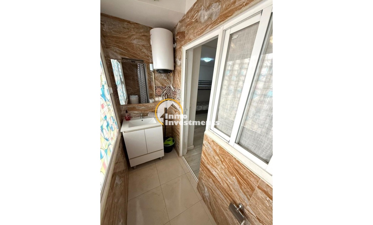 Reventa - Apartamento - Torrevieja - Estacion de autobuses