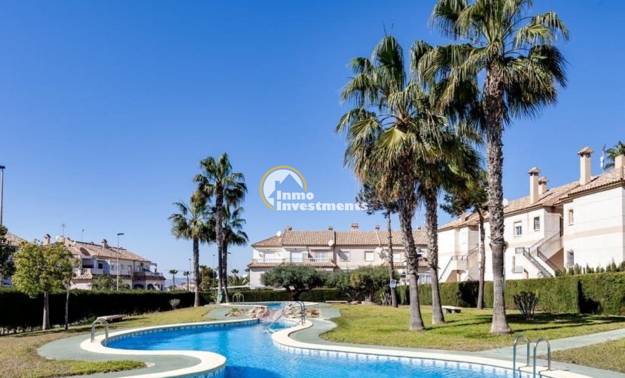 Reventa - Chalet independiente - Torrevieja - Aguas Nuevas