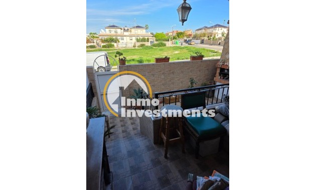 Reventa - Chalet independiente - Torrevieja - Aguas Nuevas