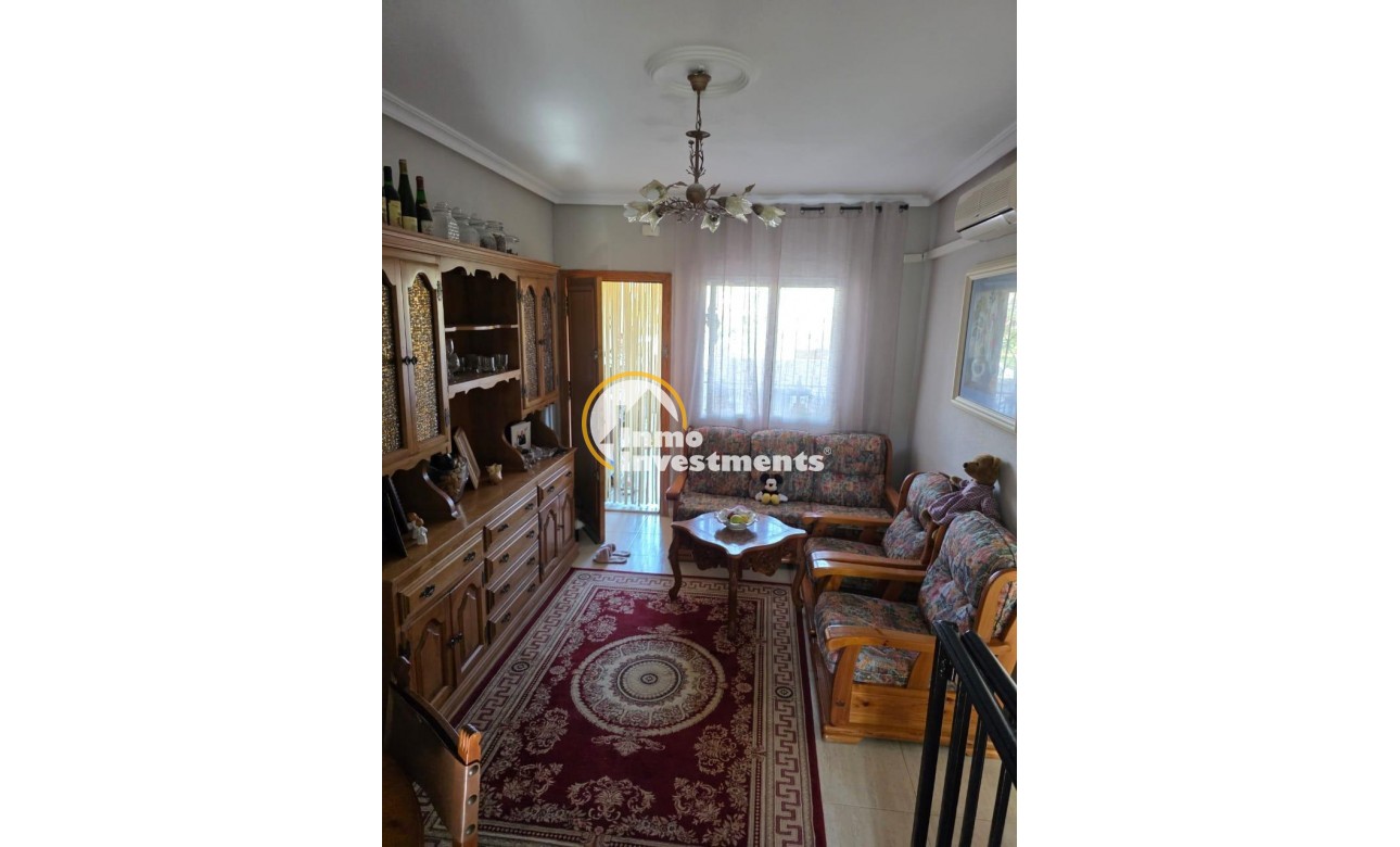 Reventa - Chalet independiente - Torrevieja - Aguas Nuevas