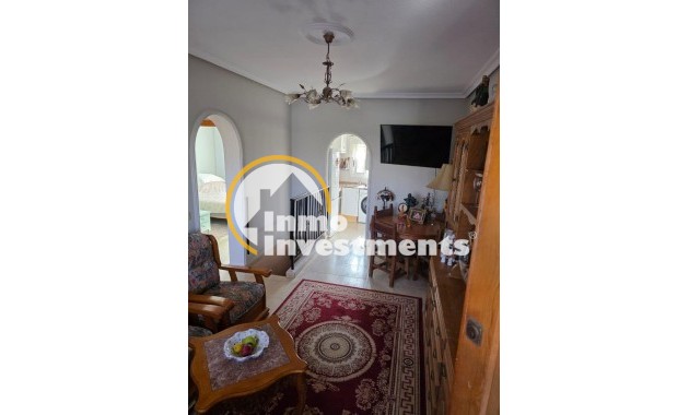 Reventa - Chalet independiente - Torrevieja - Aguas Nuevas