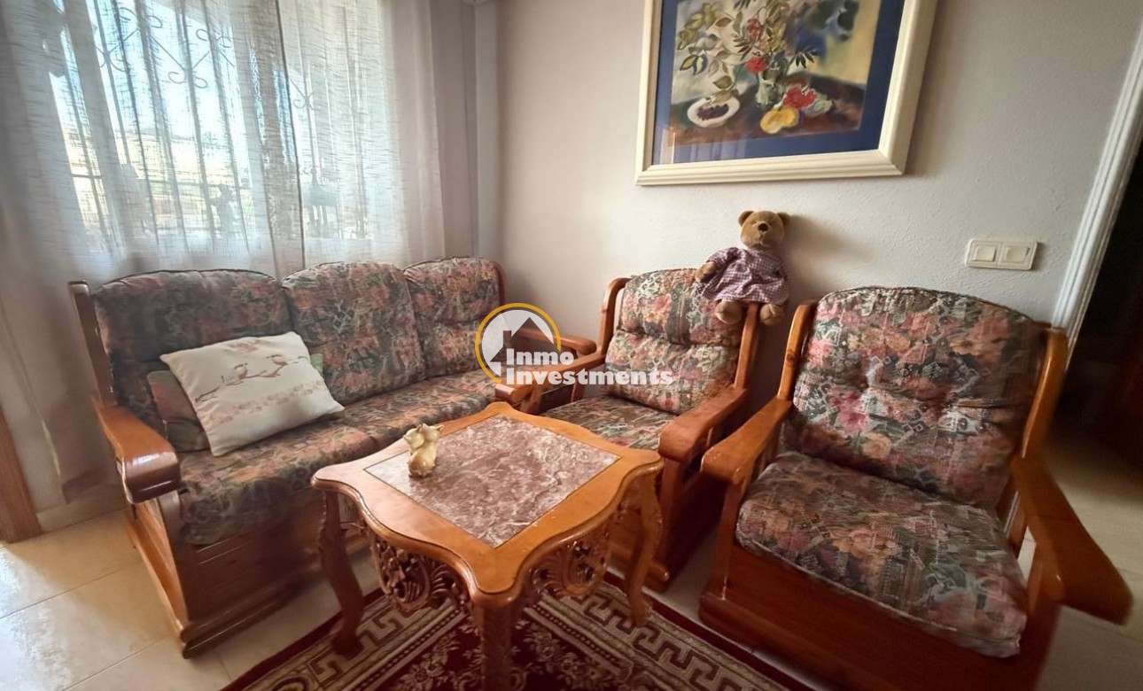 Reventa - Chalet independiente - Torrevieja - Aguas Nuevas