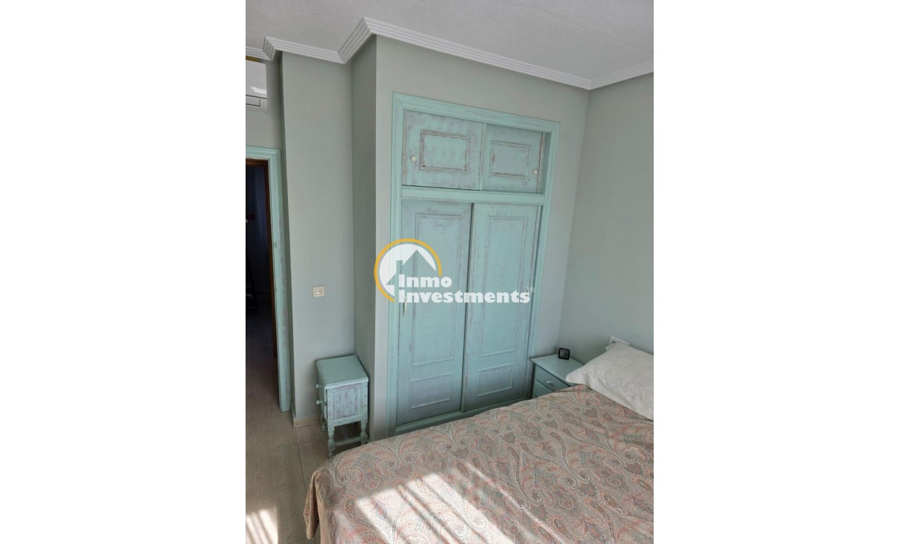 Reventa - Chalet independiente - Torrevieja - Aguas Nuevas