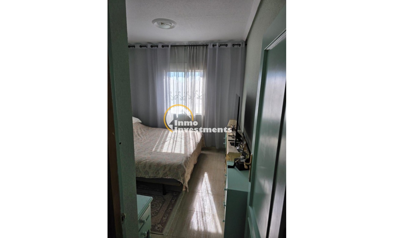 Reventa - Chalet independiente - Torrevieja - Aguas Nuevas