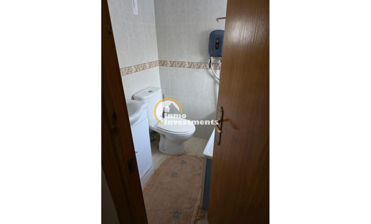 Reventa - Chalet independiente - Torrevieja - Aguas Nuevas