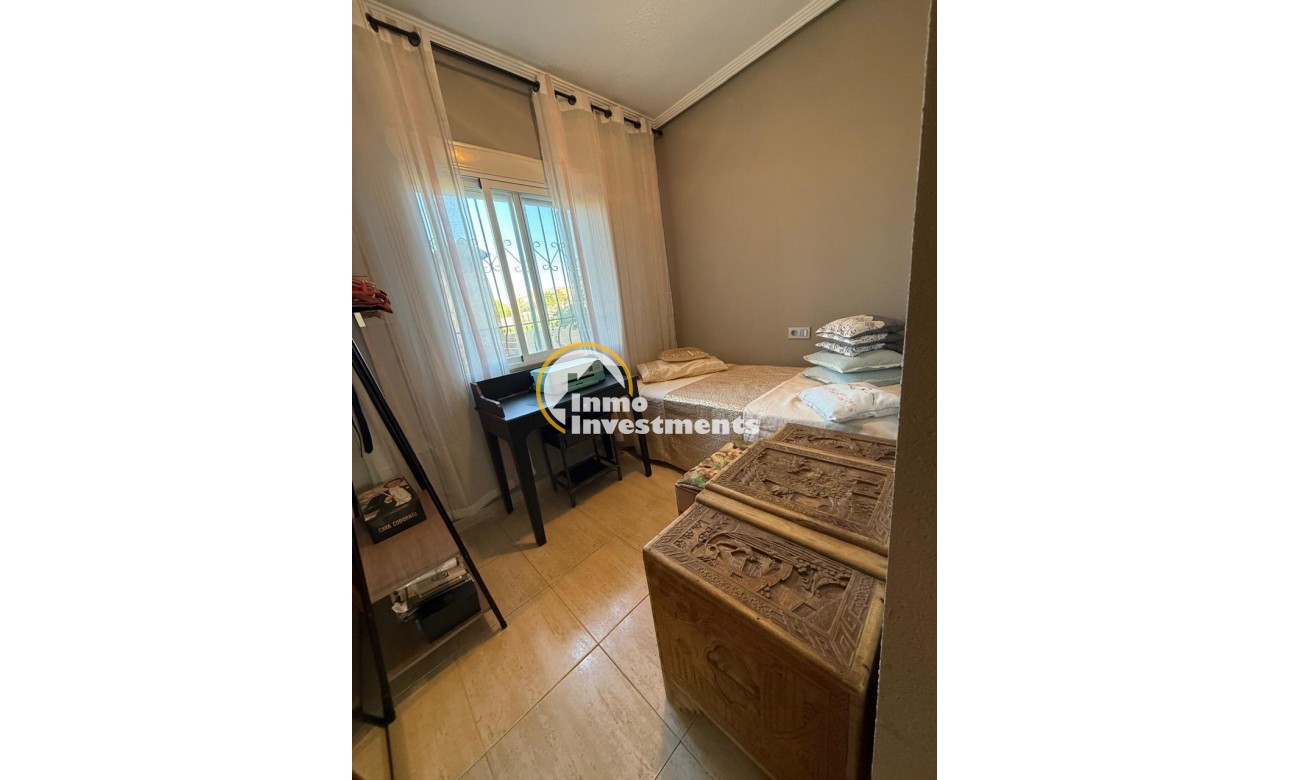 Reventa - Chalet independiente - Torrevieja - Aguas Nuevas