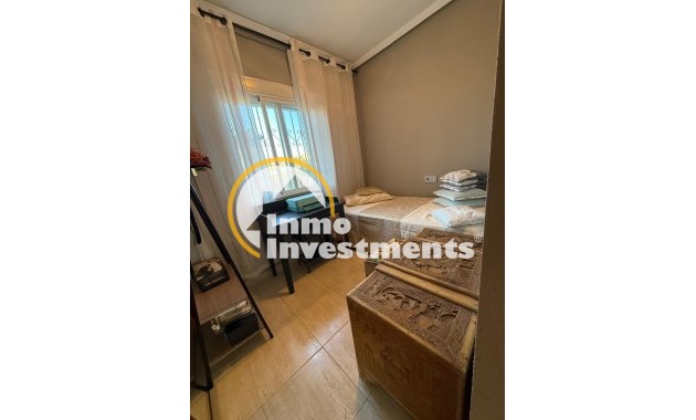 Reventa - Chalet independiente - Torrevieja - Aguas Nuevas