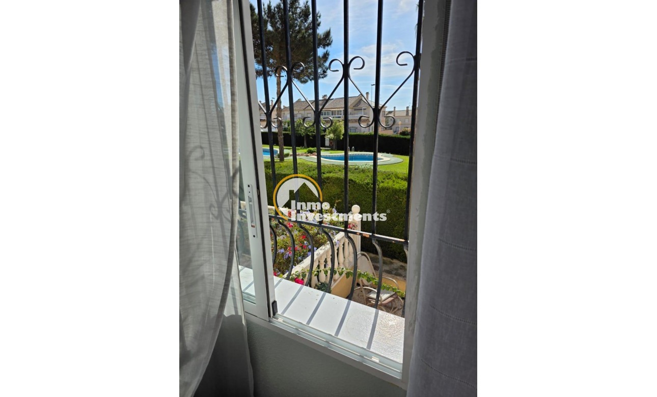 Reventa - Chalet independiente - Torrevieja - Aguas Nuevas