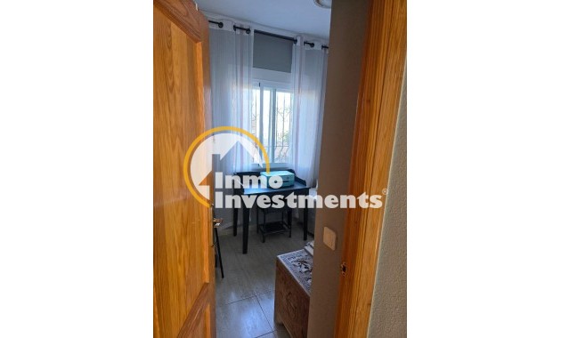 Reventa - Chalet independiente - Torrevieja - Aguas Nuevas