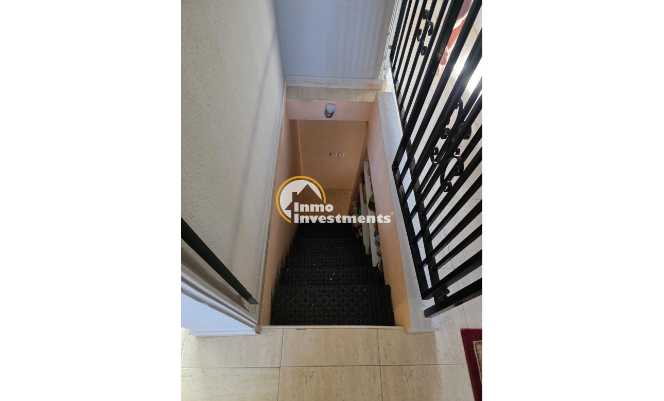 Reventa - Chalet independiente - Torrevieja - Aguas Nuevas