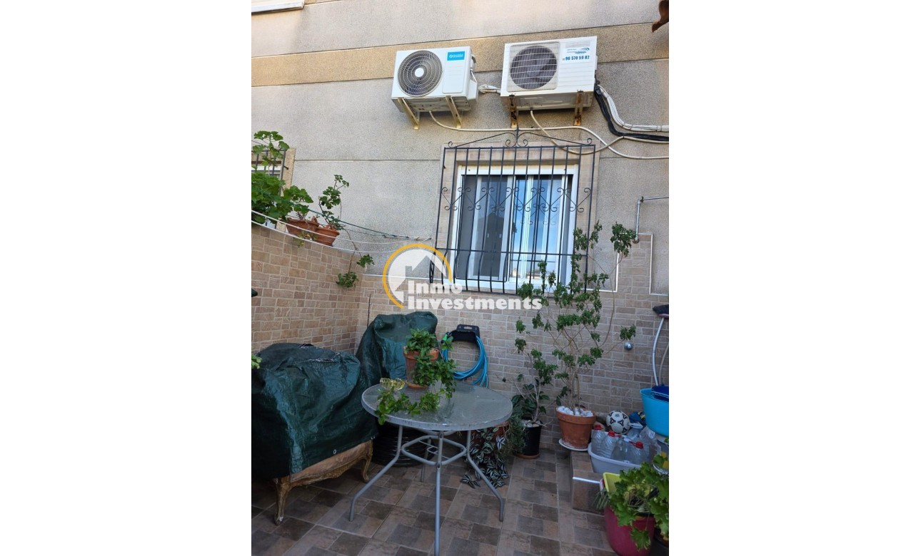 Reventa - Chalet independiente - Torrevieja - Aguas Nuevas