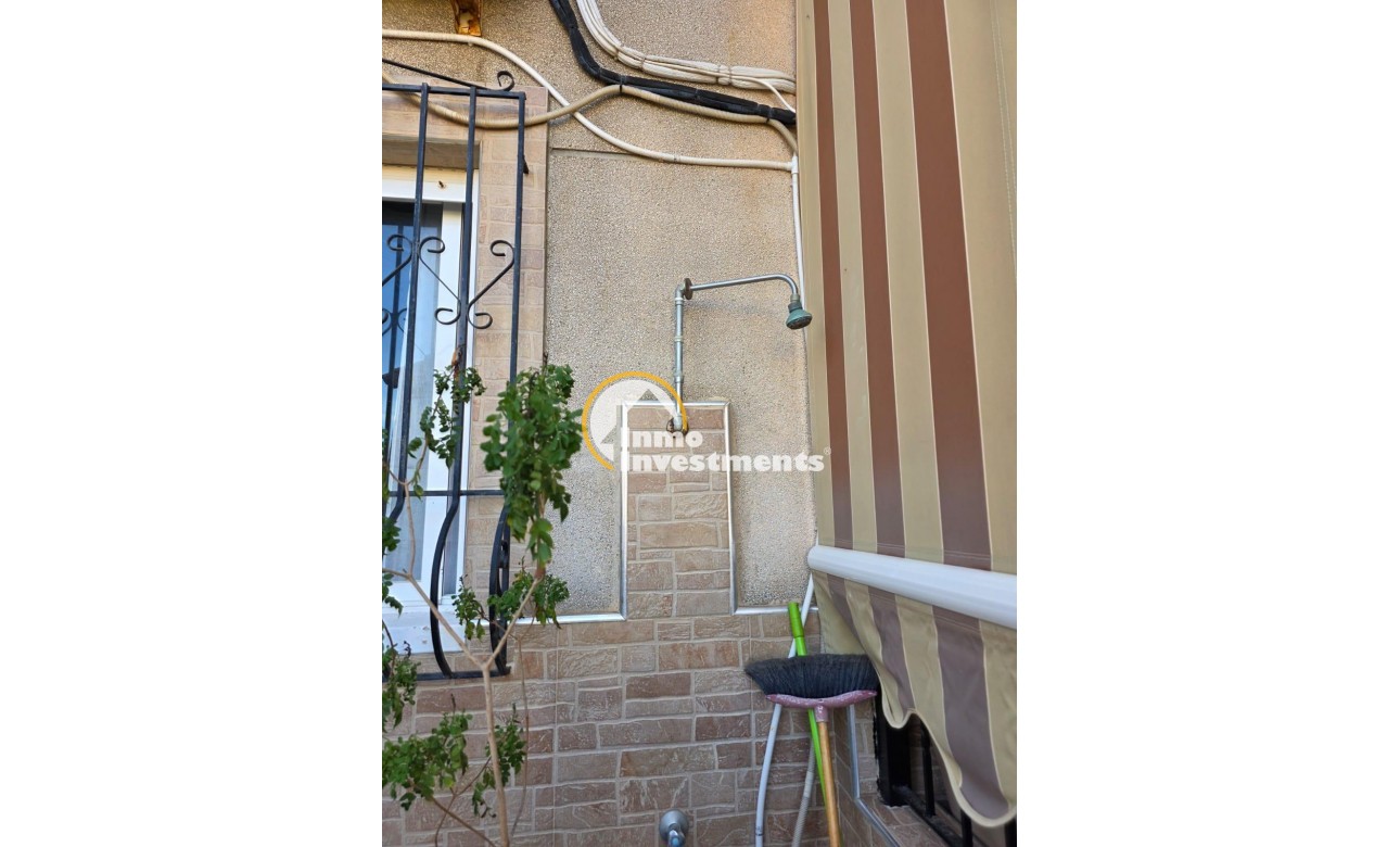 Reventa - Chalet independiente - Torrevieja - Aguas Nuevas