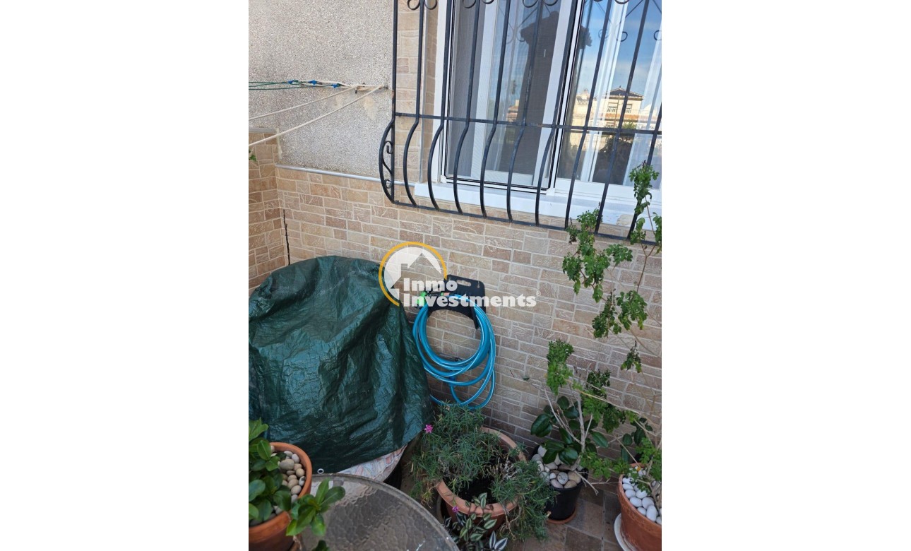 Reventa - Chalet independiente - Torrevieja - Aguas Nuevas