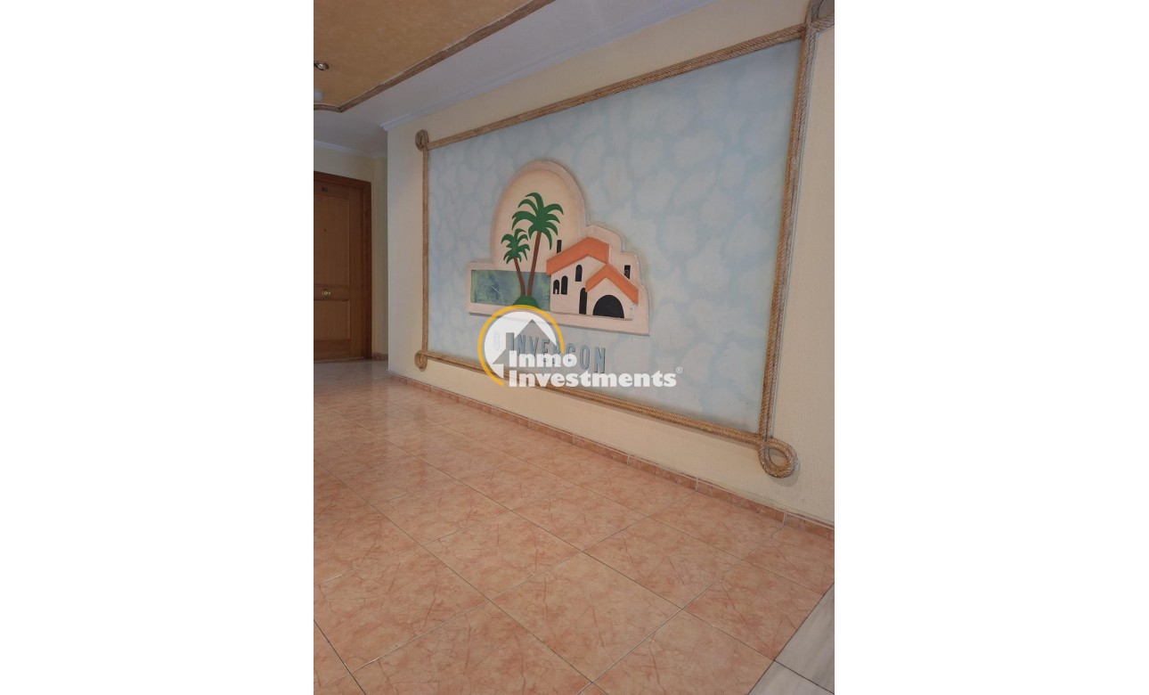 Resale - Apartment - Torrevieja - Playa del Cura