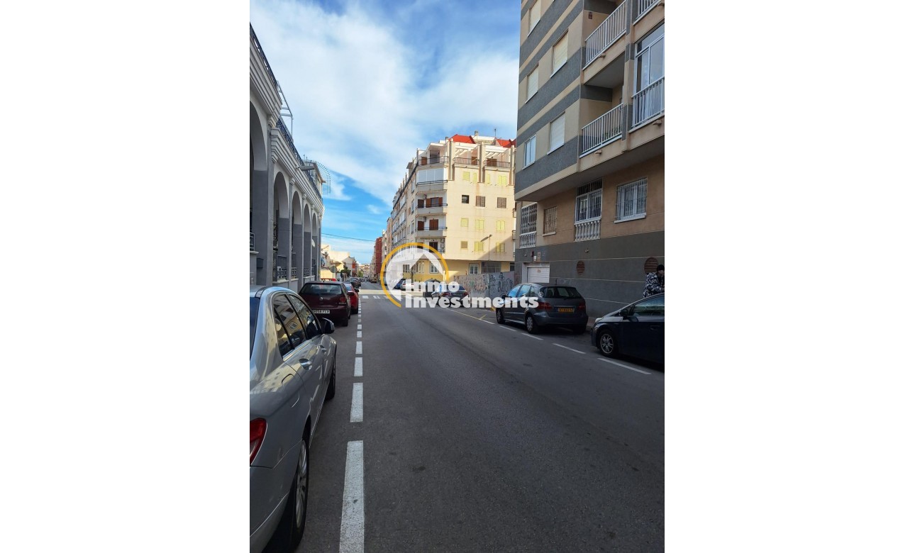 Resale - Apartment - Torrevieja - Playa del Cura