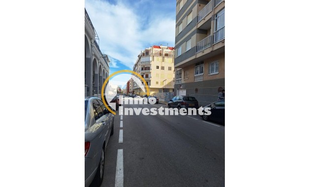 Resale - Apartment - Torrevieja - Playa del Cura